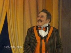 Одни велики от рождения, другие добиваются величия, а третьим оно даруется